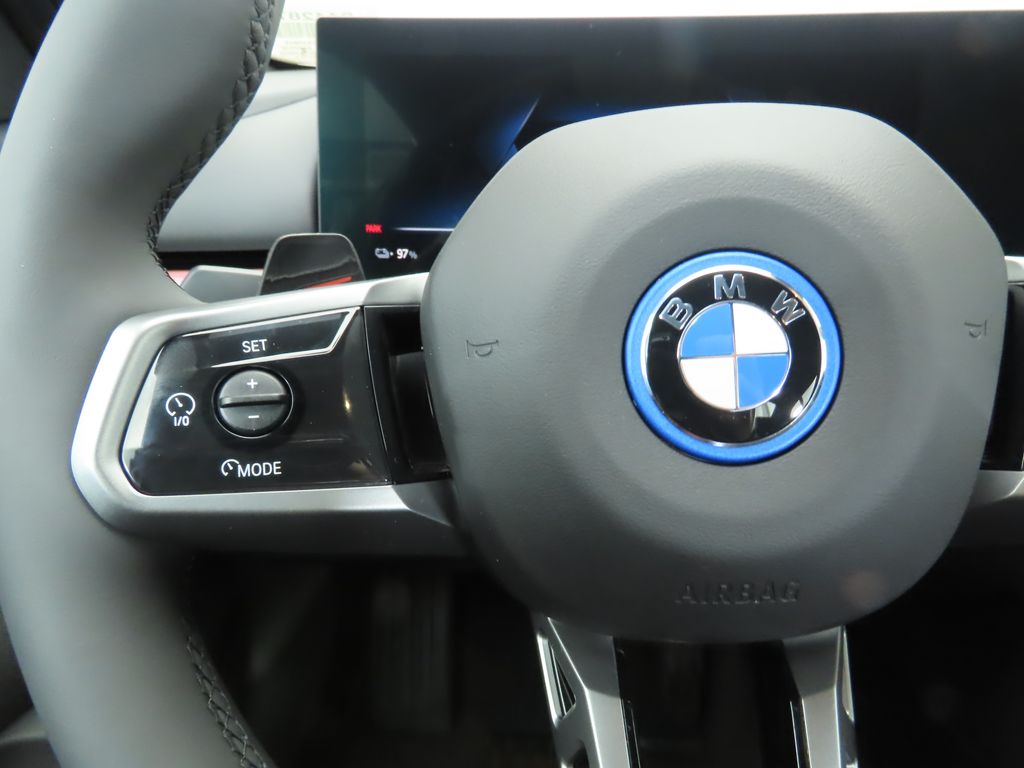 Thumbnail: 2026 BMW i5 - 11