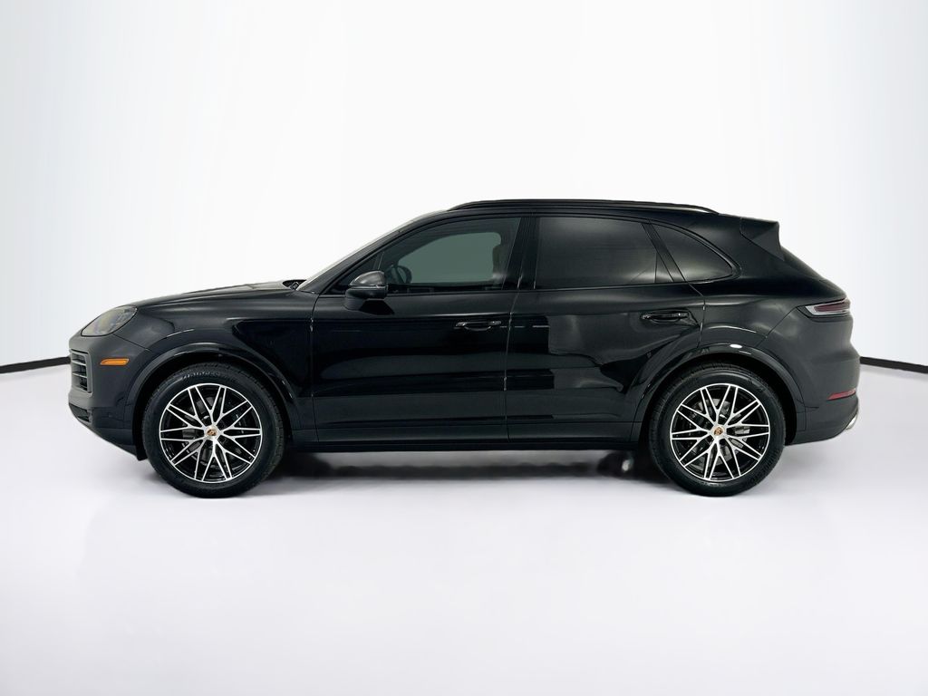 Thumbnail: 2026 Porsche Cayenne - 2