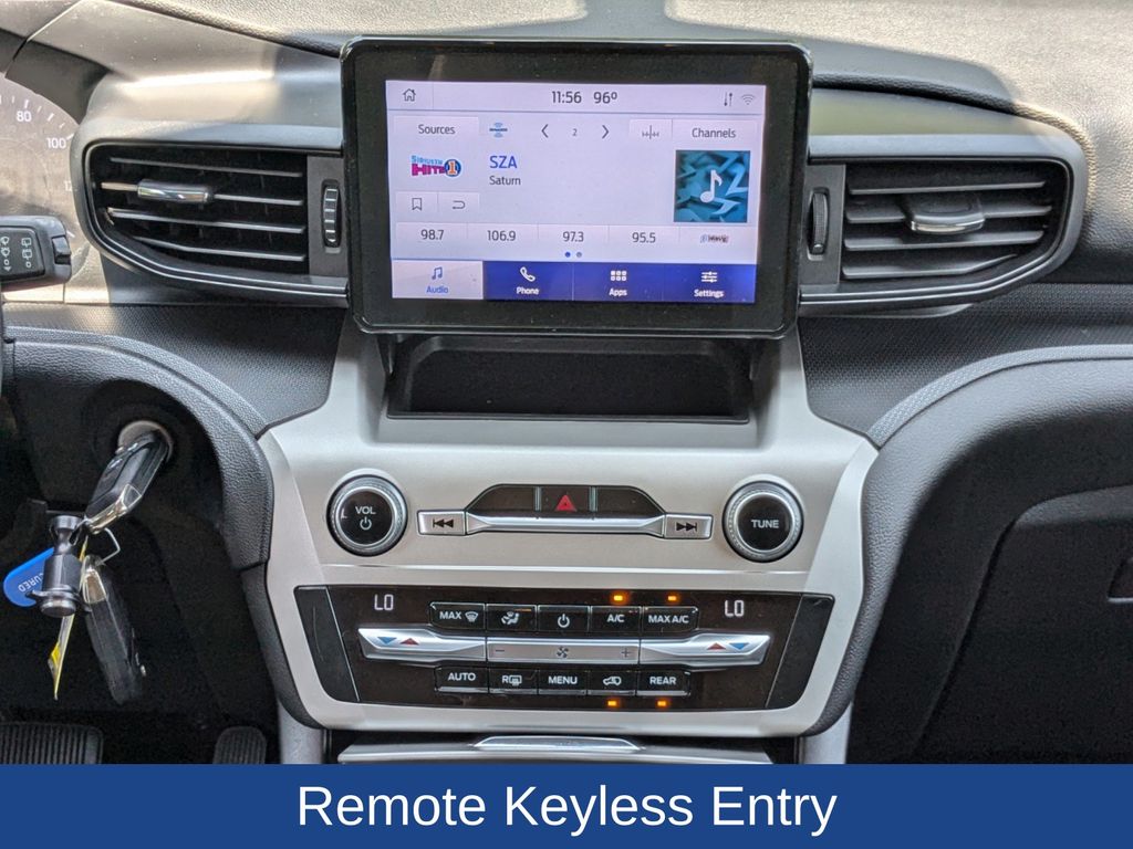 2021 Ford Explorer Base