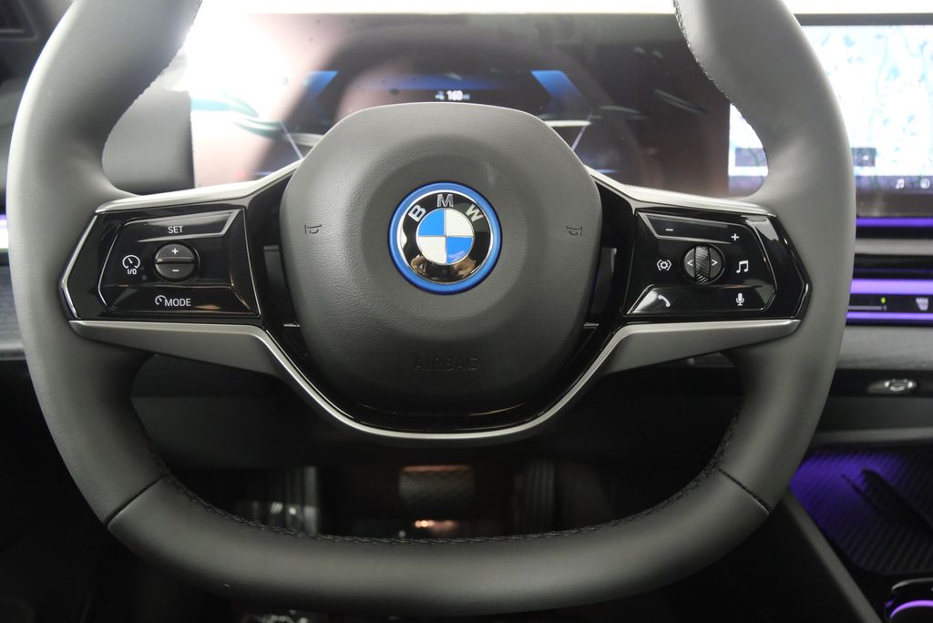 2025 BMW i5 eDrive40 22