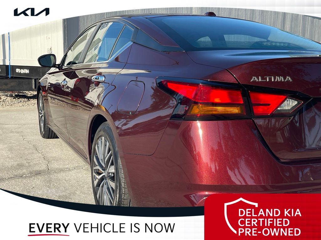 Used 2024 Nissan Altima Sedan