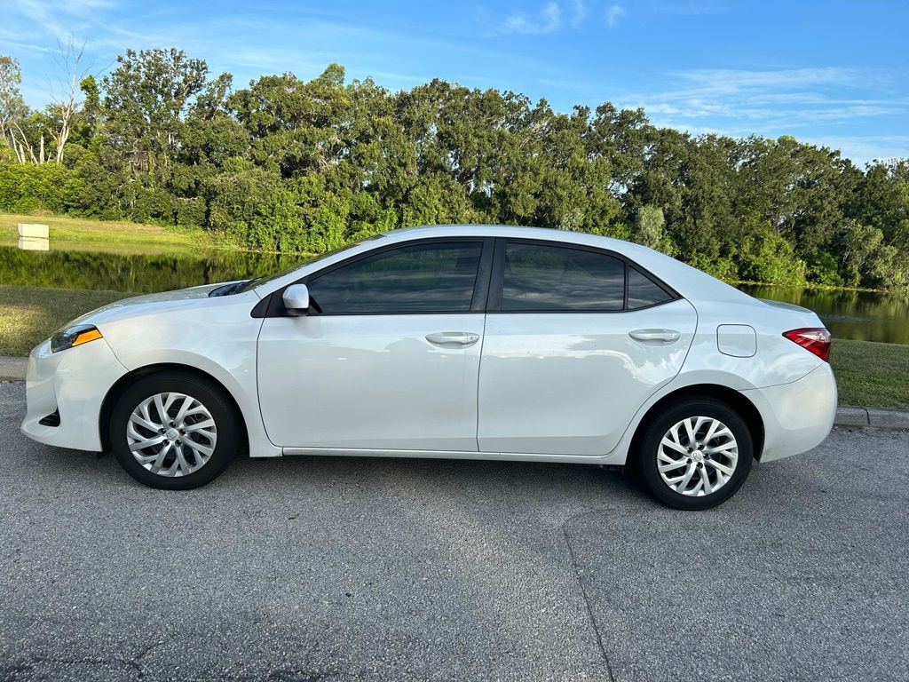 Thumbnail: 2019 Toyota Corolla - 2