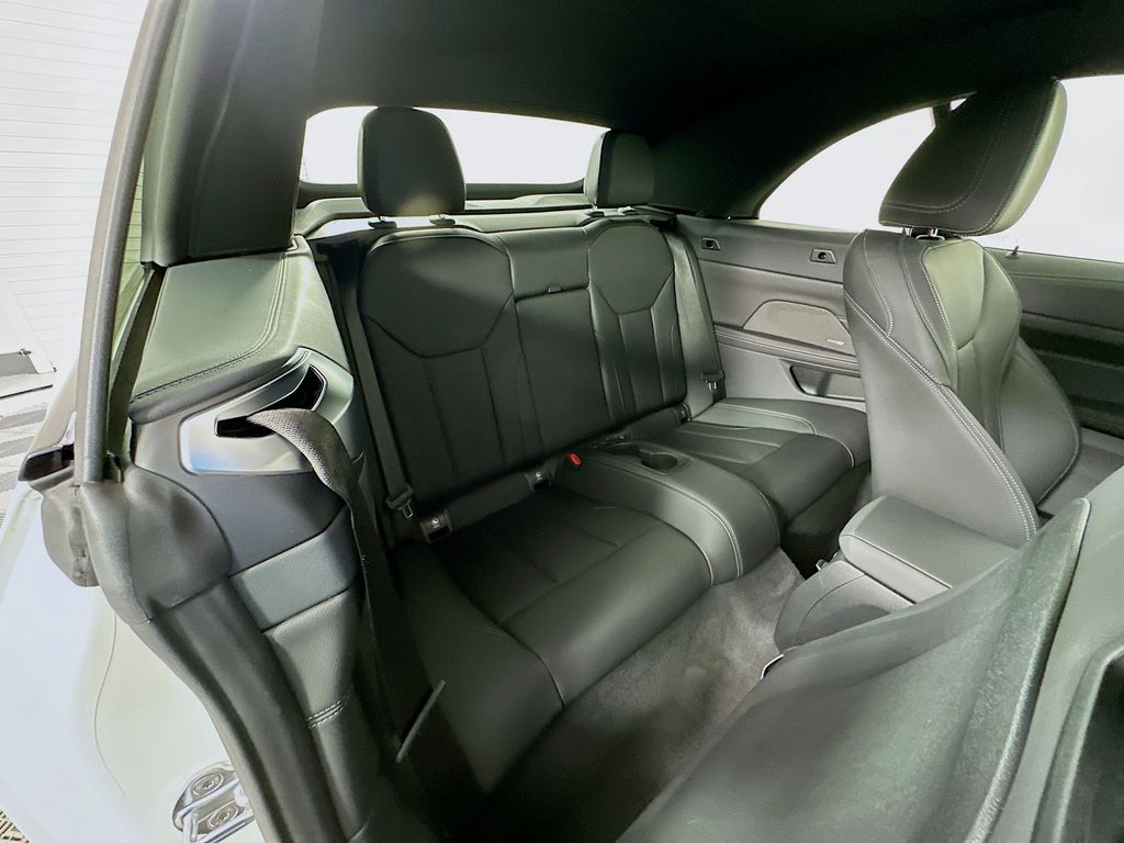 Thumbnail: 2025 BMW 4 Series - 27