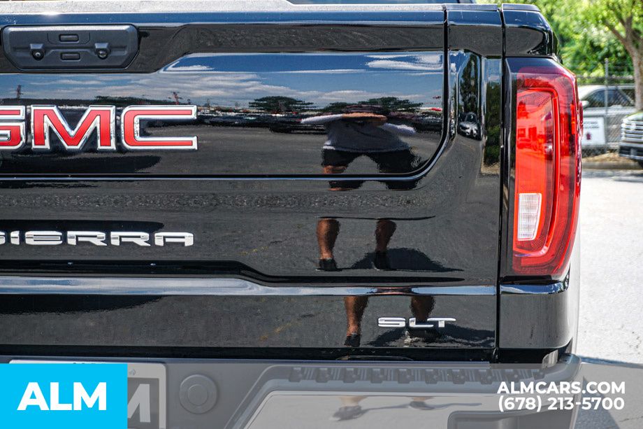 Used 2025 Black GMC SLT image 13