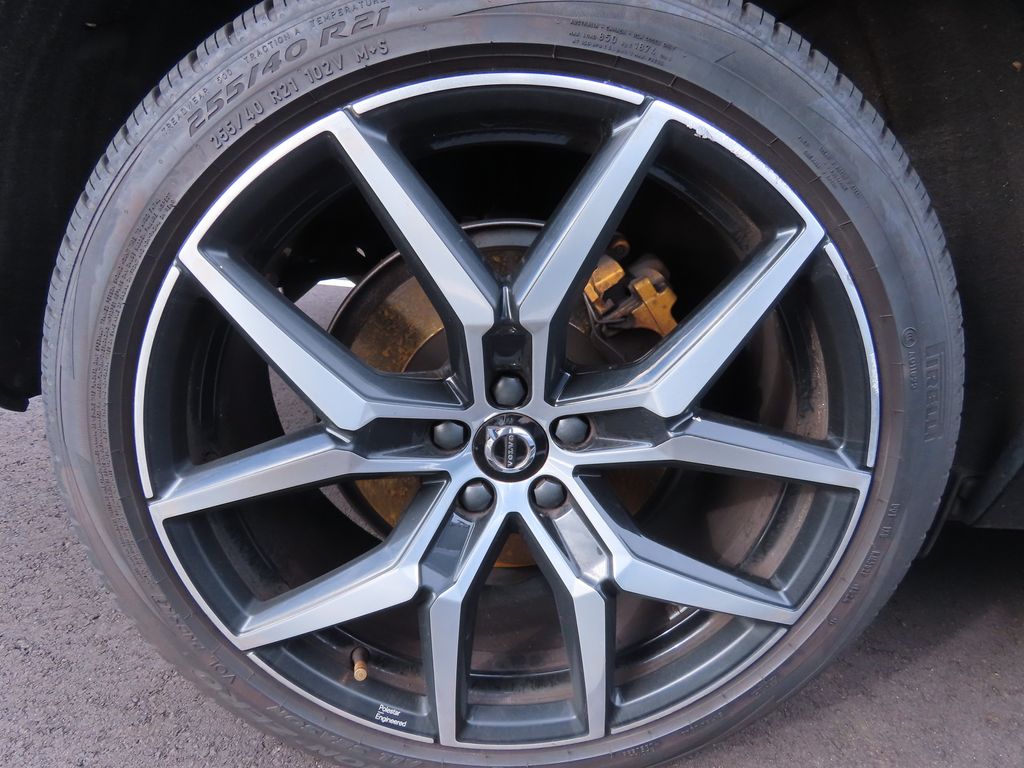 Thumbnail: 2020 Volvo XC60 - 16