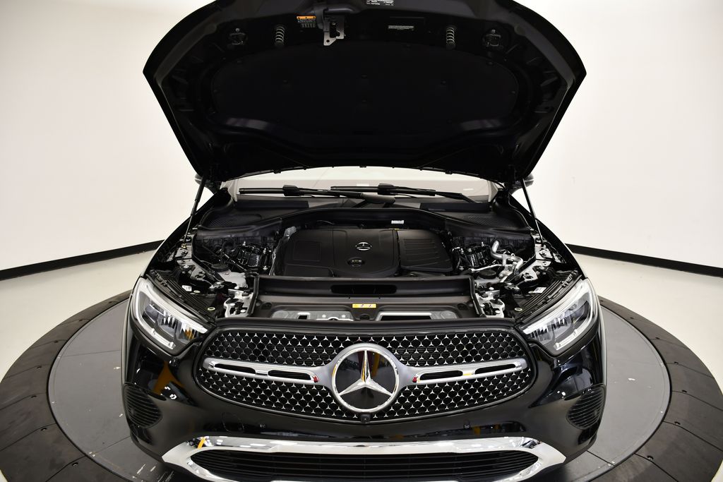 Thumbnail: 2026 Mercedes-Benz GLC - 12