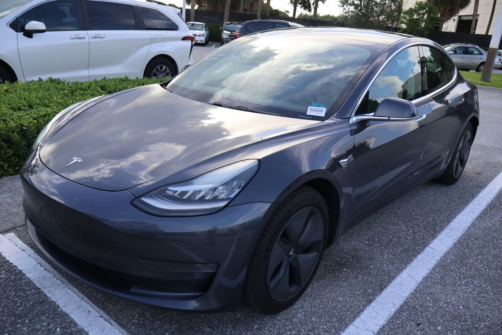 Thumbnail: 2019 Tesla Model 3 - 2