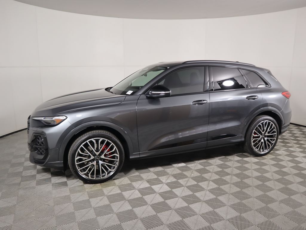 Thumbnail: 2025 Audi SQ5 - 8