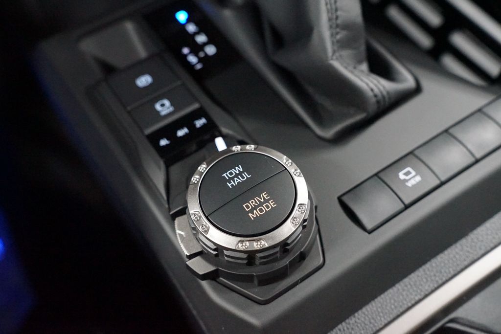 Thumbnail: 2026 Toyota 4Runner - 24