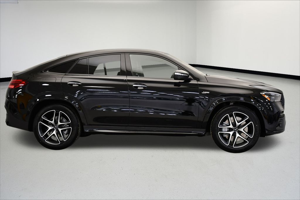 Thumbnail: 2026 Mercedes-Benz GLE - 6