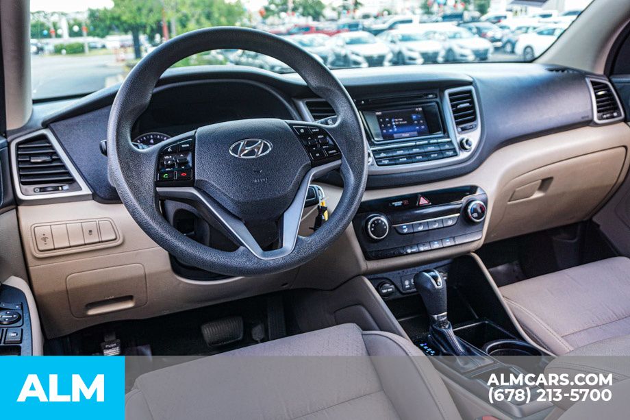 2016 Hyundai Tucson SE photo 23