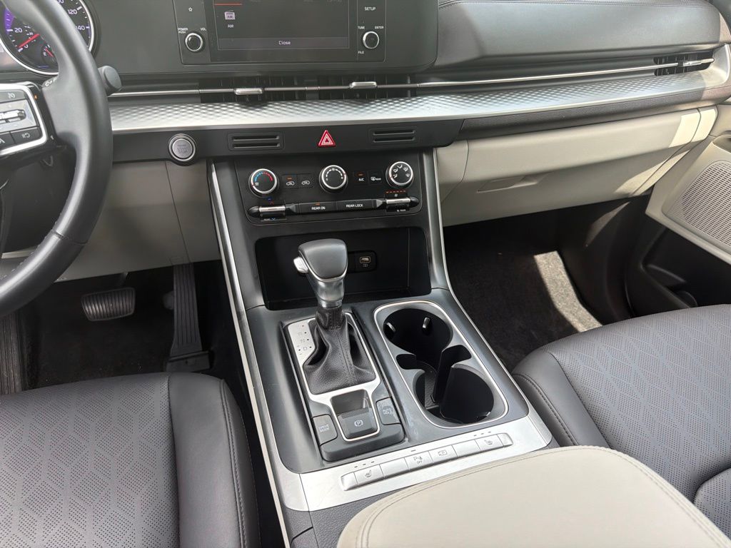 Thumbnail: 2024 Kia Carnival - 15