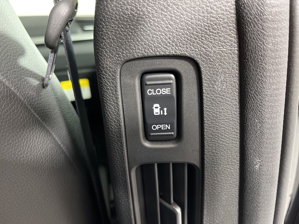 Thumbnail: 2026 Honda Odyssey - 19