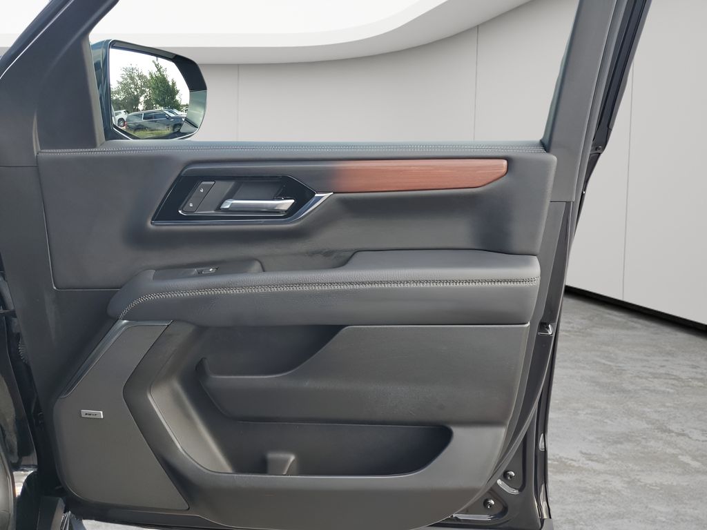 Used Car 2025 Gmc Yukon  Denali For Sale Under $80,000 In Austin, Texas