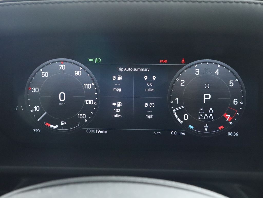 Thumbnail: 2025 Land Rover Defender - 32