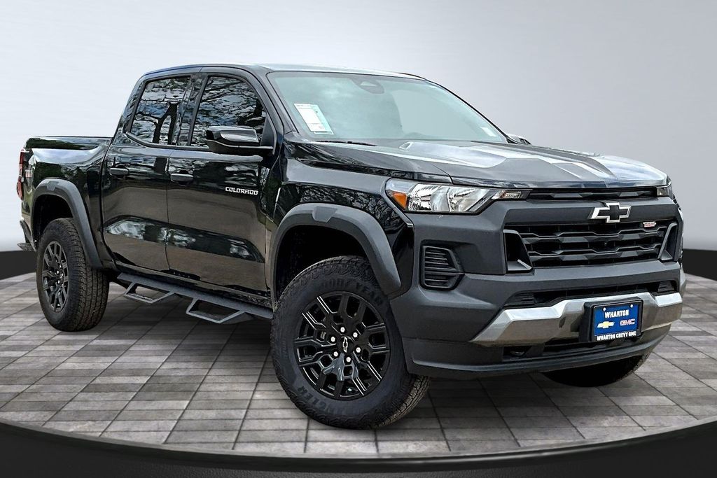 2026 Chevrolet Colorado Trail Boss - 2