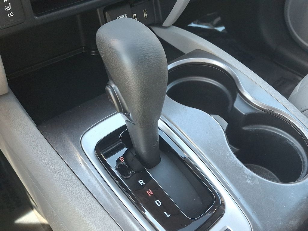 Thumbnail: 2016 Honda Pilot - 15