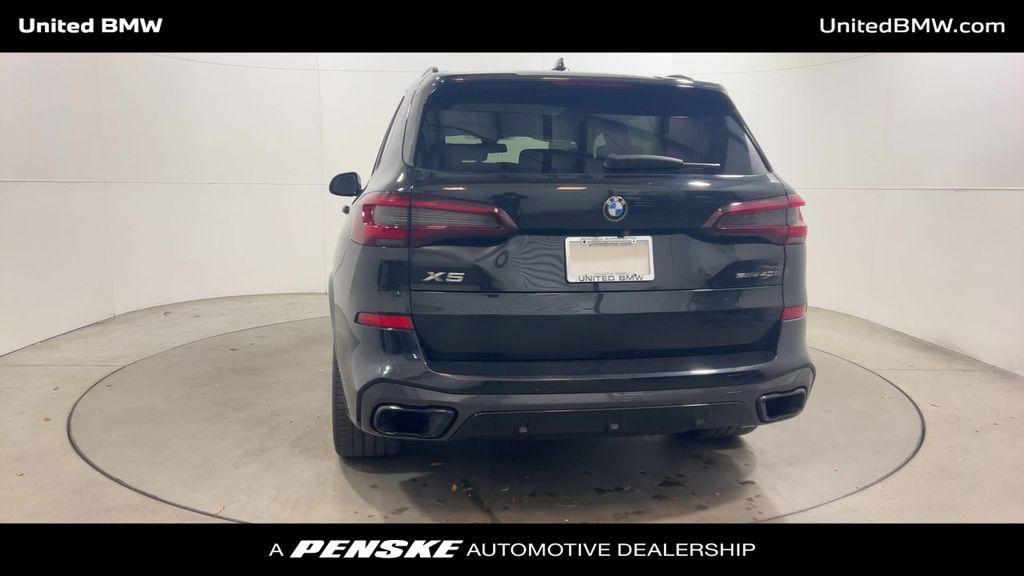 Thumbnail: 2021 BMW X5 - 7