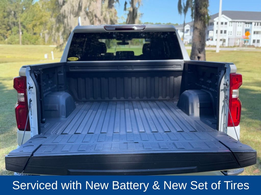2022 Chevrolet Silverado 1500 LTD 4WD Crew Cab Short Bed Custom
