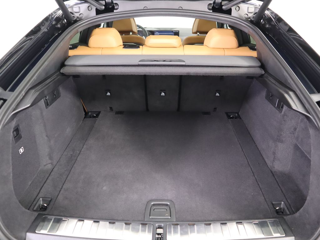 Thumbnail: 2026 BMW X6 - 29