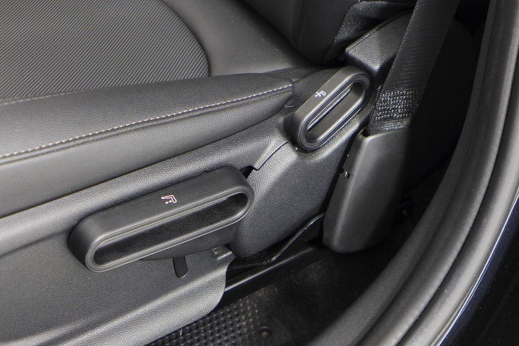 Thumbnail: 2023 MINI Cooper Countryman - 23