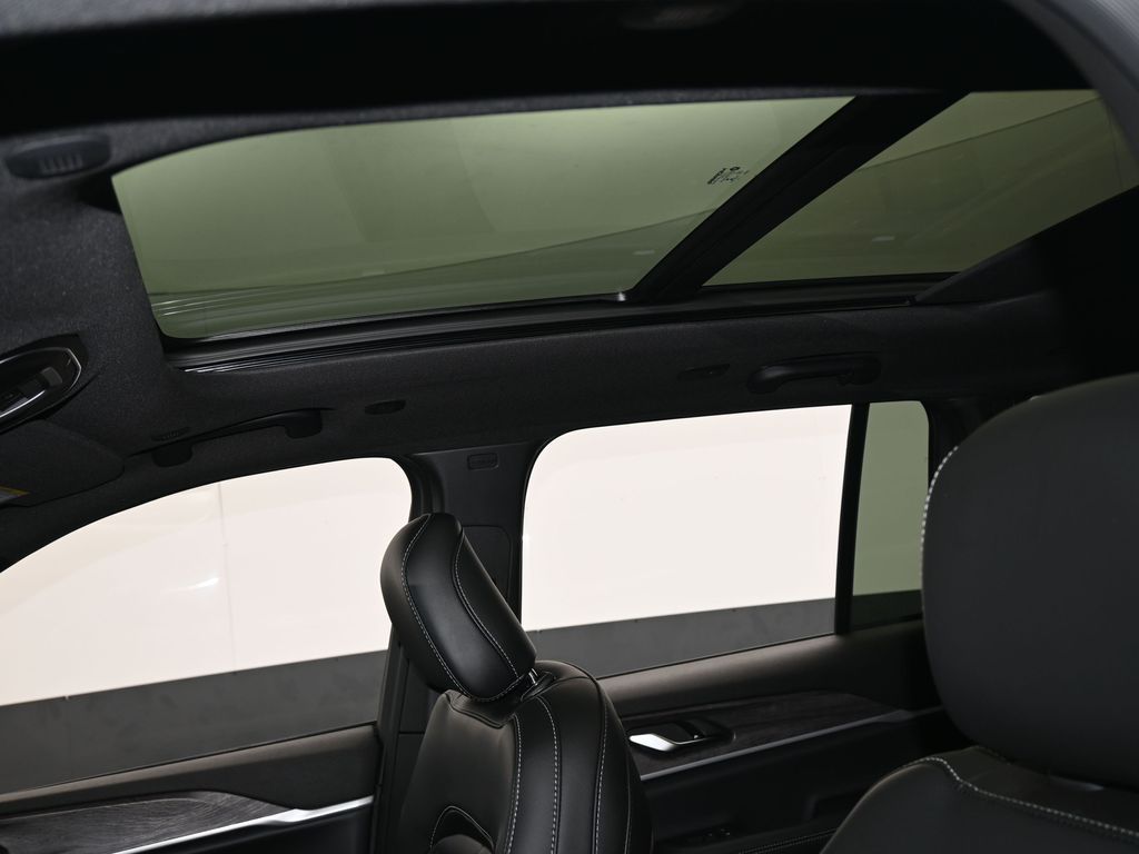 New 2025 Bright White Clearcoat Jeep Limited image 11