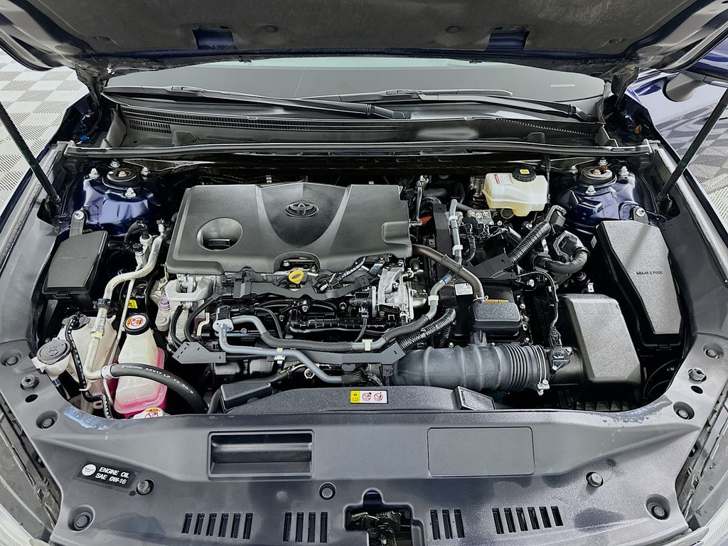 Thumbnail: 2021 Toyota Avalon - 31