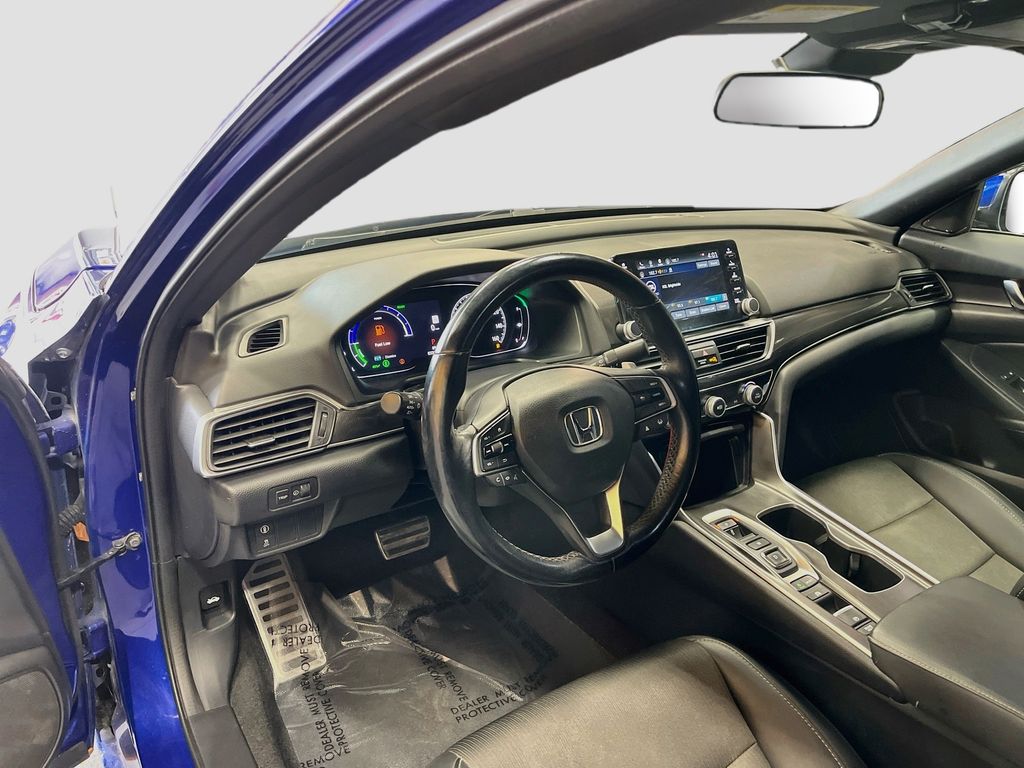 Used 2022 Light Blue Honda Sport image 9