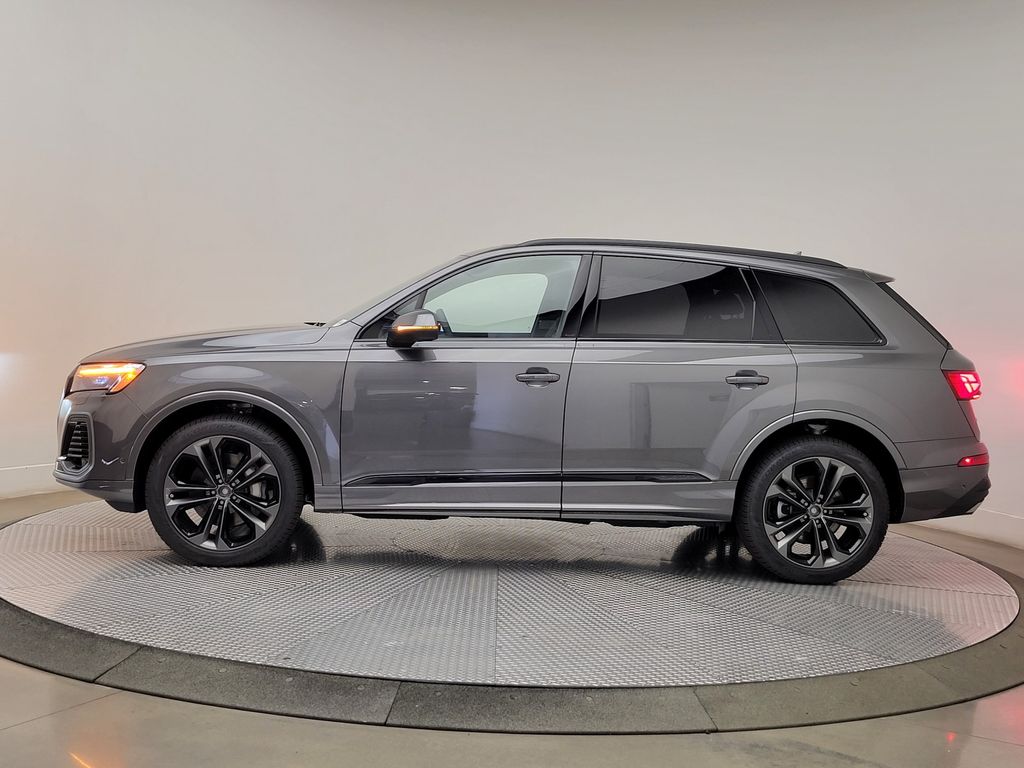 Thumbnail: 2026 Audi Q7 - 3