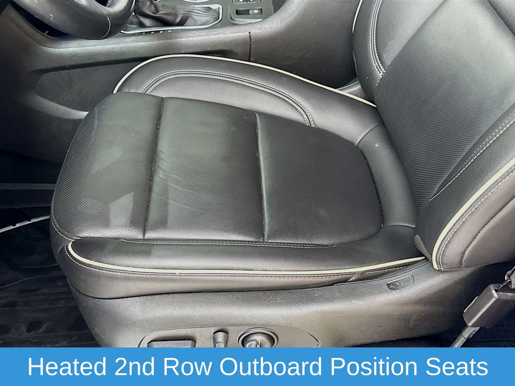 Used Car 2022 Chevrolet Traverse  Premier For Sale Under $35,000 In Austin, Texas