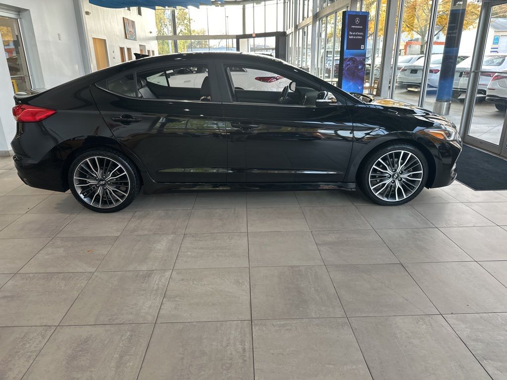 2018 Hyundai Elantra Sport 8