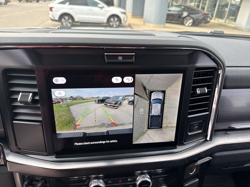 New 2026 Gray Ford Lariat image 18