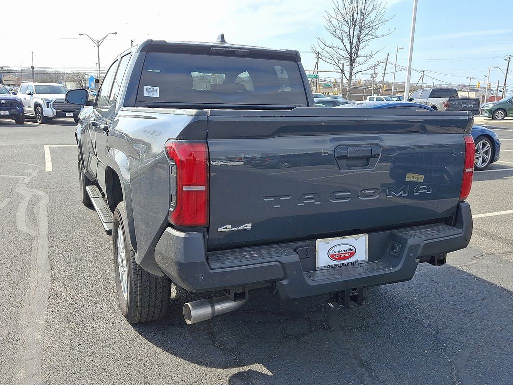 2025 Toyota Tacoma SR 3