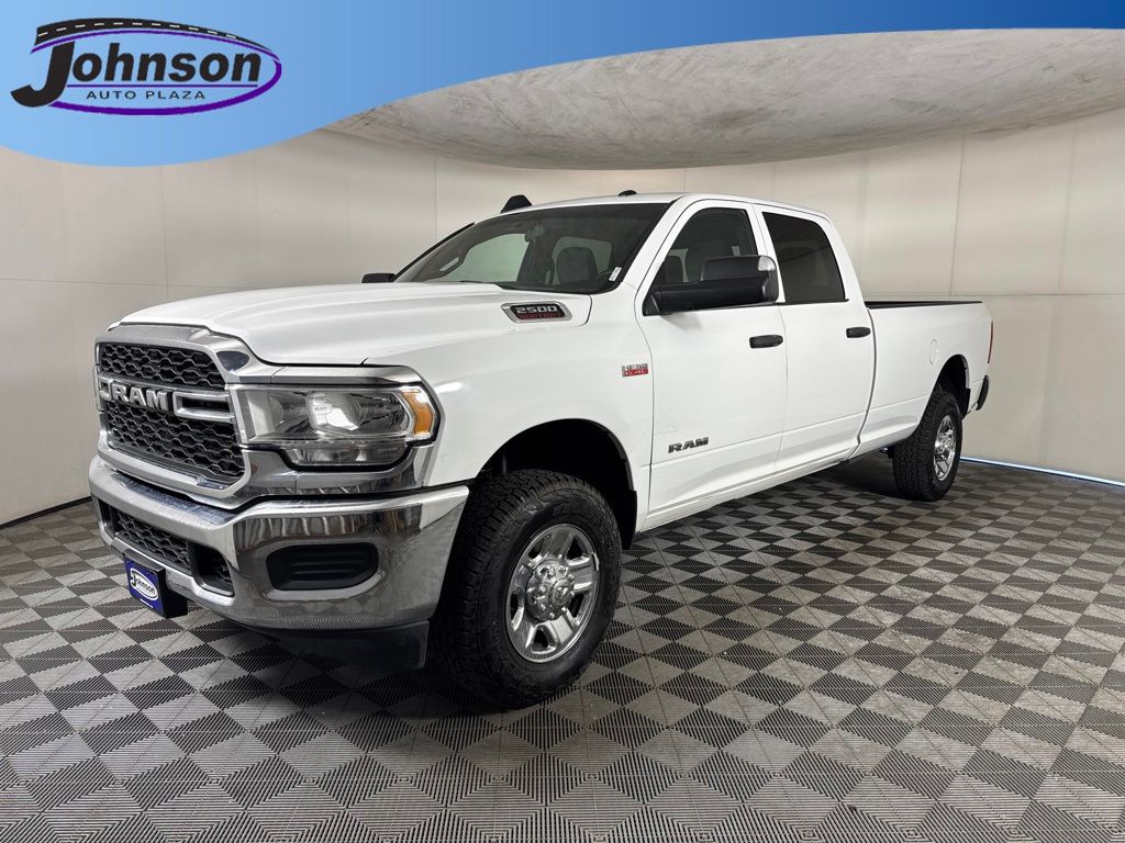 Bright White Clearcoat 2022 RAM 2500 Pickup Truck Four-Wheel Drive 8-Speed Automatic