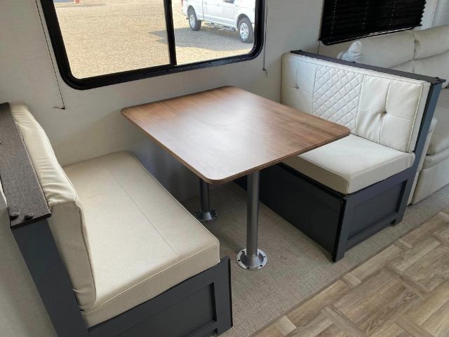 2024 White / Black Prime Time Tracer 270BHSLE Travel Trailer