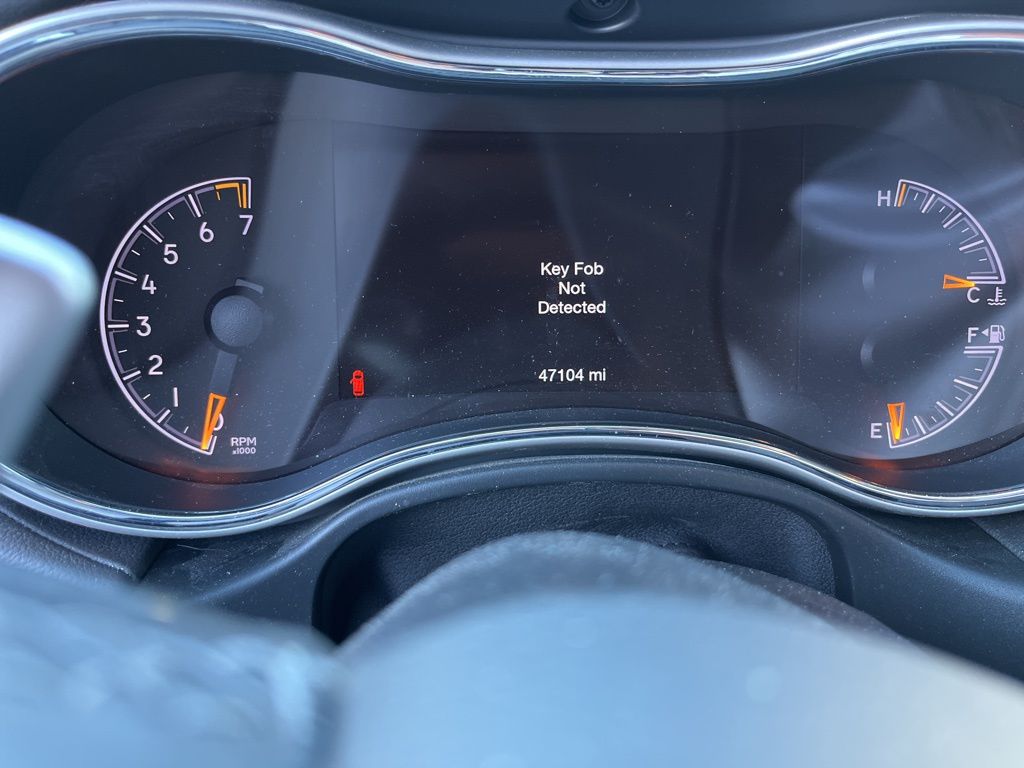 Thumbnail: 2021 Jeep Grand Cherokee - 8