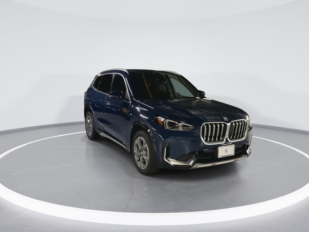Thumbnail: 2026 BMW X1 - 2