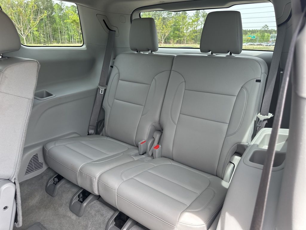 2023 Volcanic Red Tintcoat GMC Acadia SLT FWD SUV