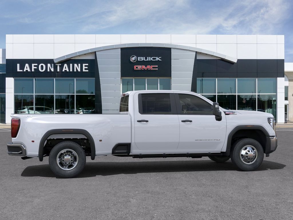 2024 GMC Sierra 3500HD Pro 5