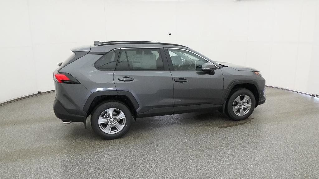 Thumbnail: 2025 Toyota RAV4 - 14