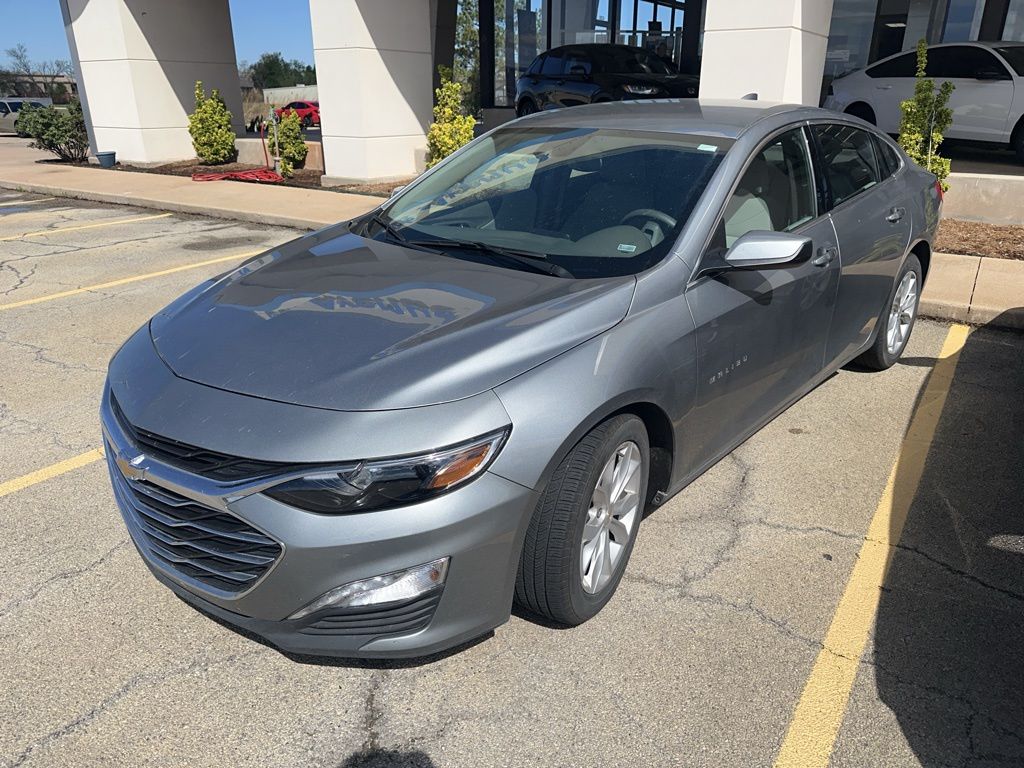 Sterling Gray Metallic 2025 Chevrolet Malibu LT with 1LT FWD Sedan Front-Wheel Drive Continuously Variable Transmission
