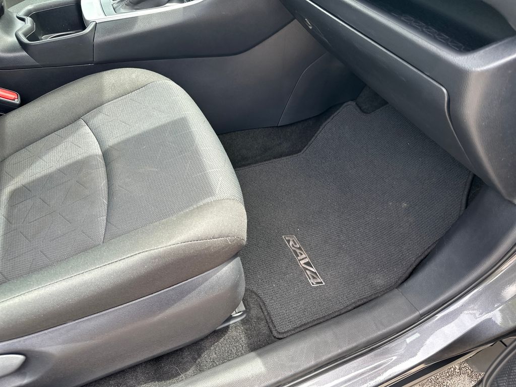 Used Car 2025 Toyota Rav4  Xle For Sale Under $35,000 In Austin, Texas