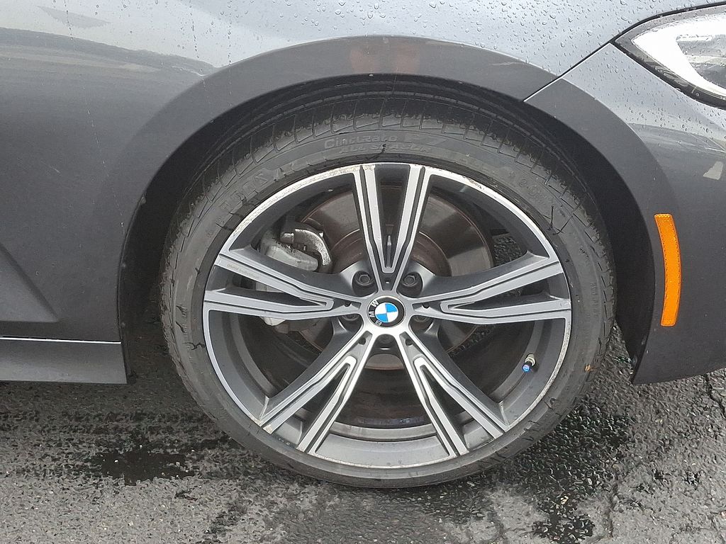 2022 BMW 3 Series 330i xDrive 8
