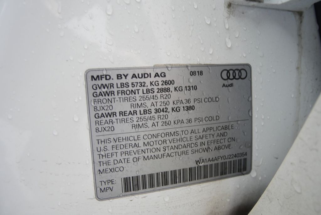 Thumbnail: 2018 Audi SQ5 - 27