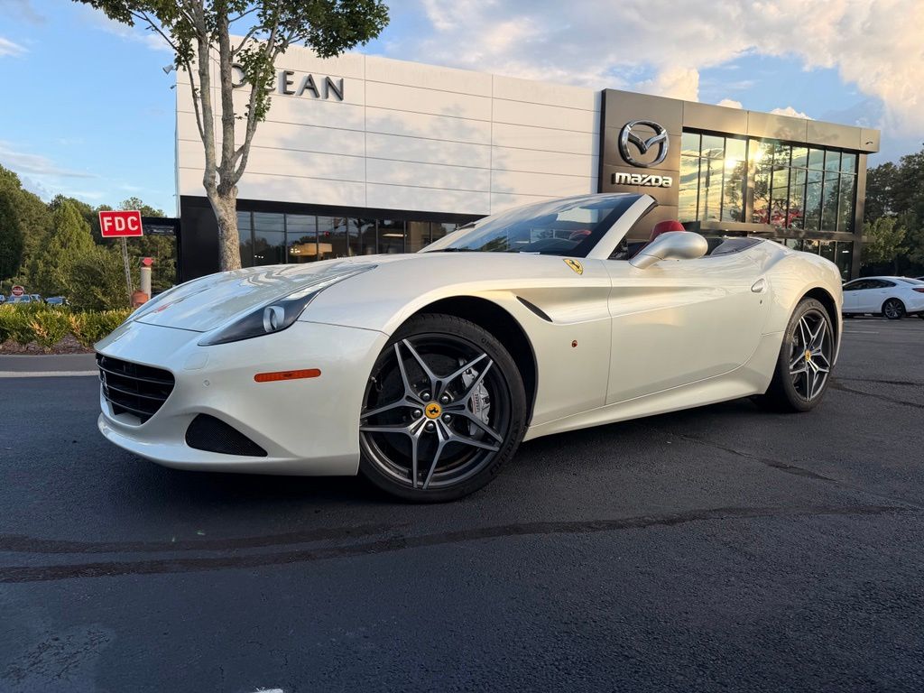 2015 Ferrari California T Roadster