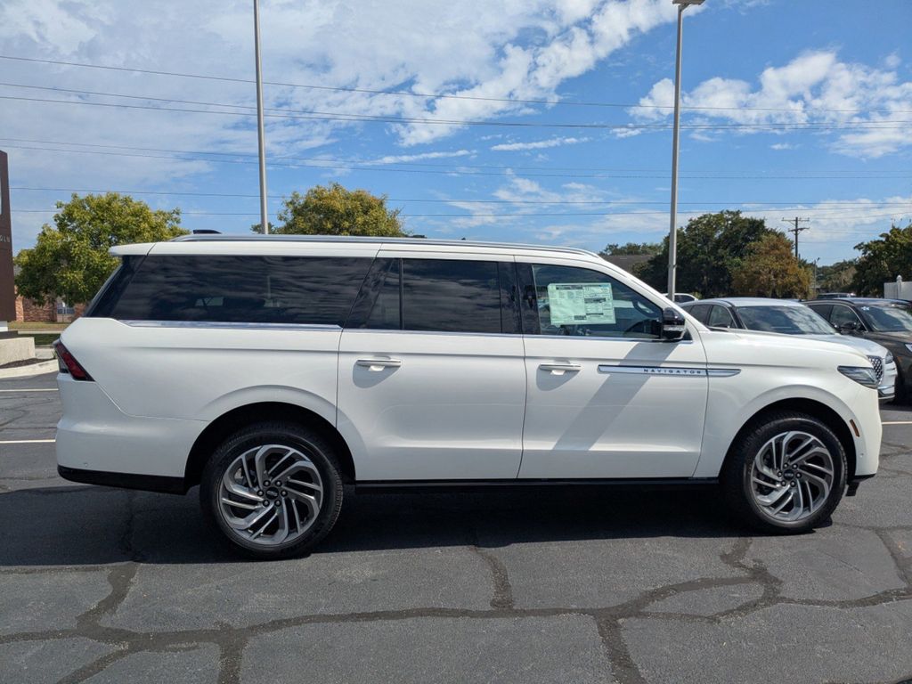 2025 Lincoln Navigator Reserve L