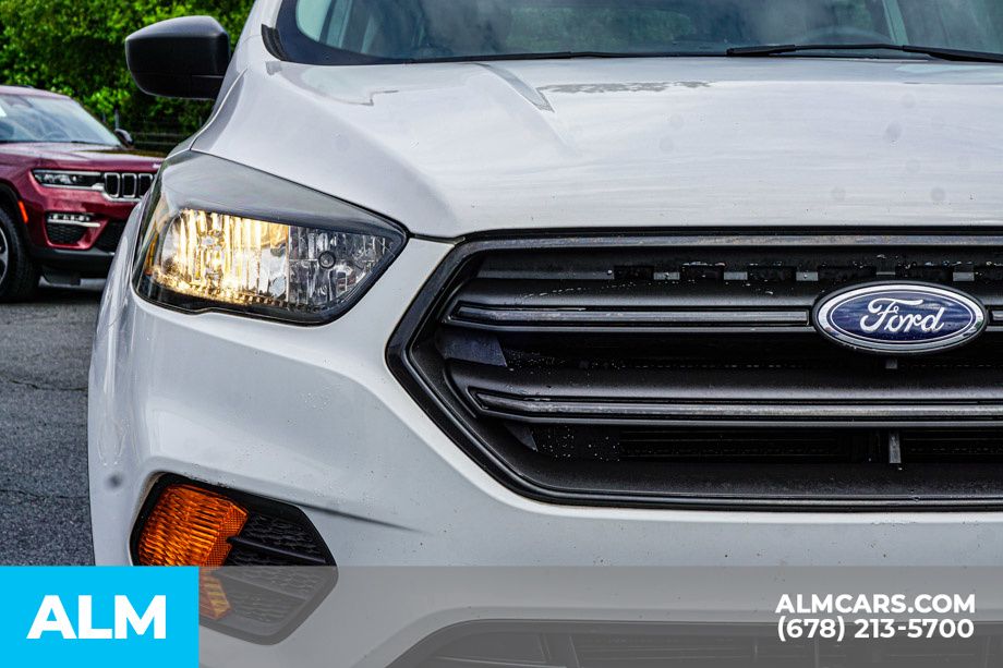 Used 2019 White Ford S image 12