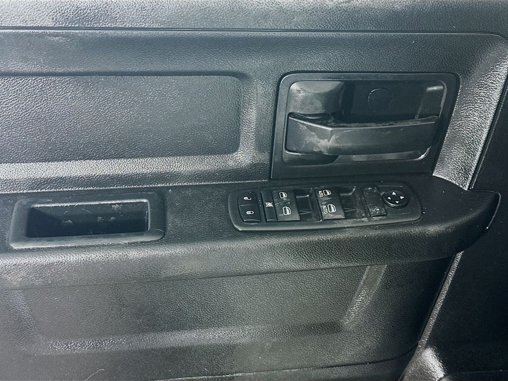 Used 2020 White Ram Tradesman image 25