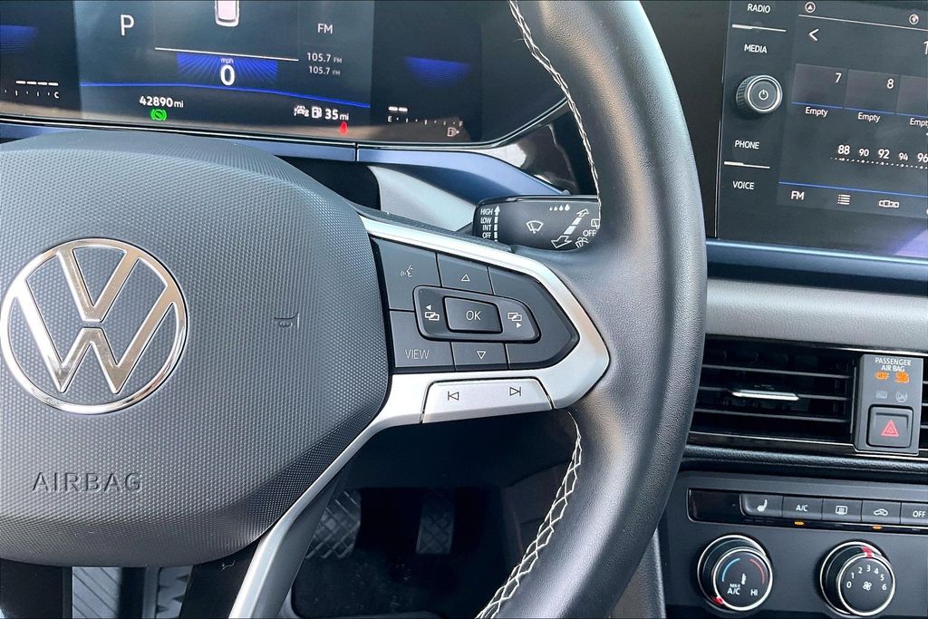 Used 2022 Volkswagen Taos SUV