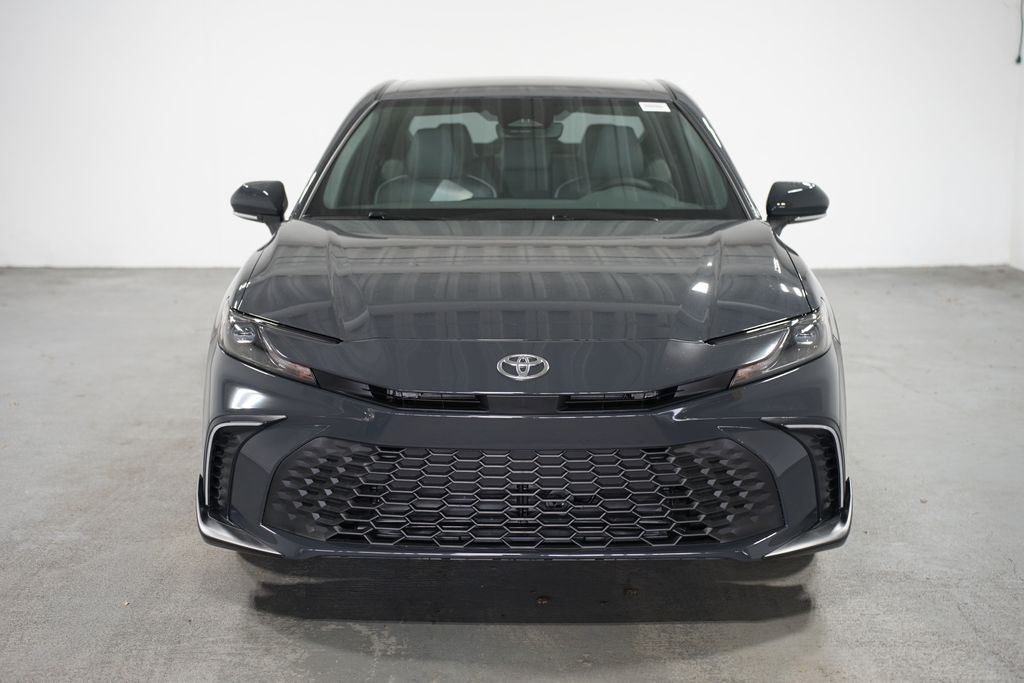 2025 Toyota Camry SE 2